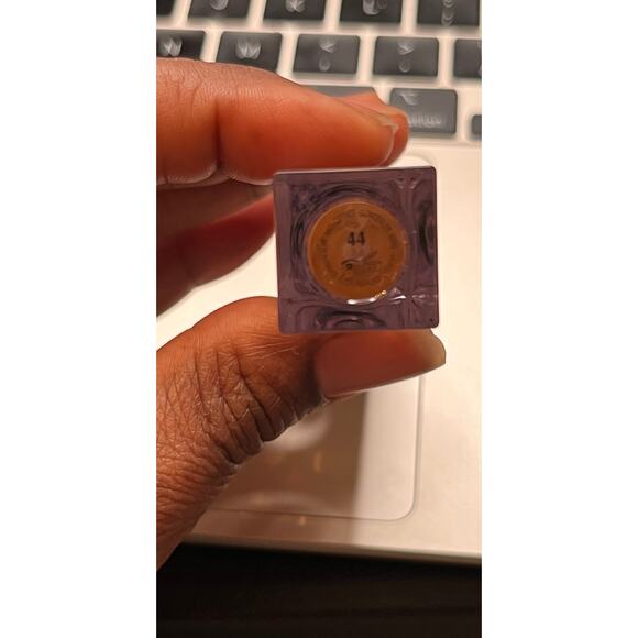 Givenchy Teint Courture Everware Concealer #44  6ml - Picture 2 of 4